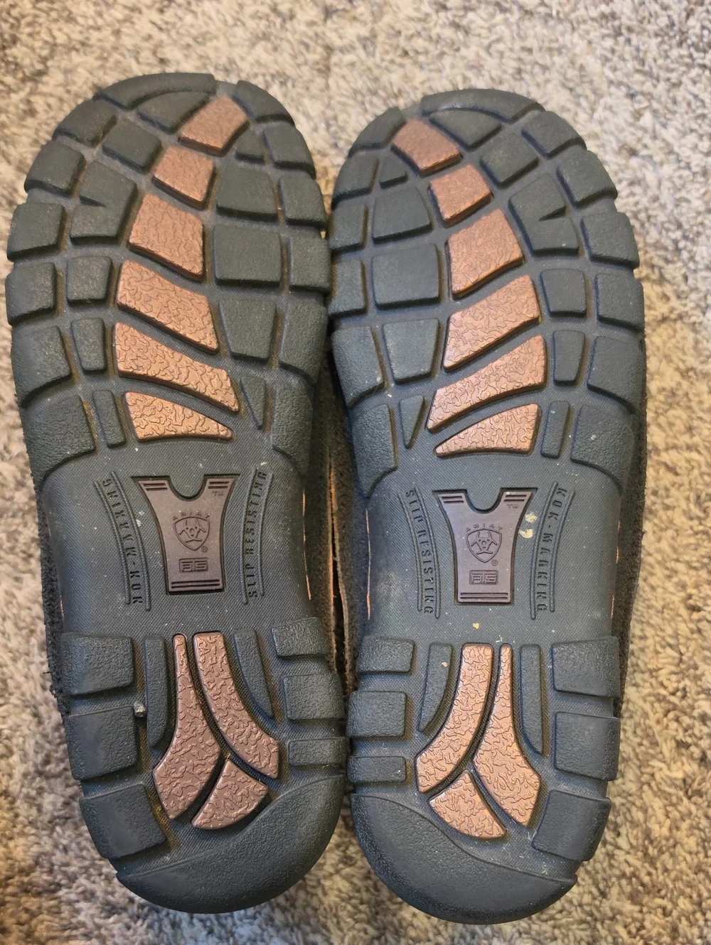 AWESOME ARIAT ATS NON SLIP BROWN LEATHER LOAFERS/SNEAKERS